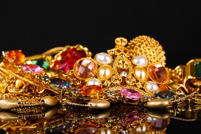 Giá vàng hôm nay 1/8 giảm mạnh 2